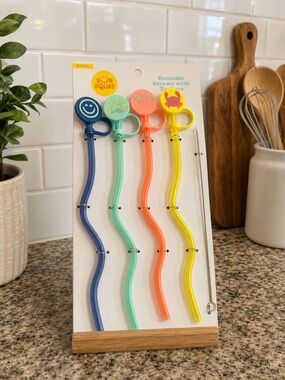 Sun Squad Reusable Wavy Straws - Blue, Mint, Coral, Yellow NWOT